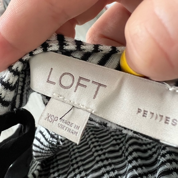 Loft short sleeve top - Picture 3 of 3